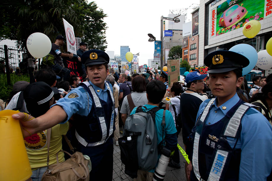Anti Nuclear protest in Tokyo, Japan on June 11, 2011. 6月11日2011年に東京で原発反対デモ。