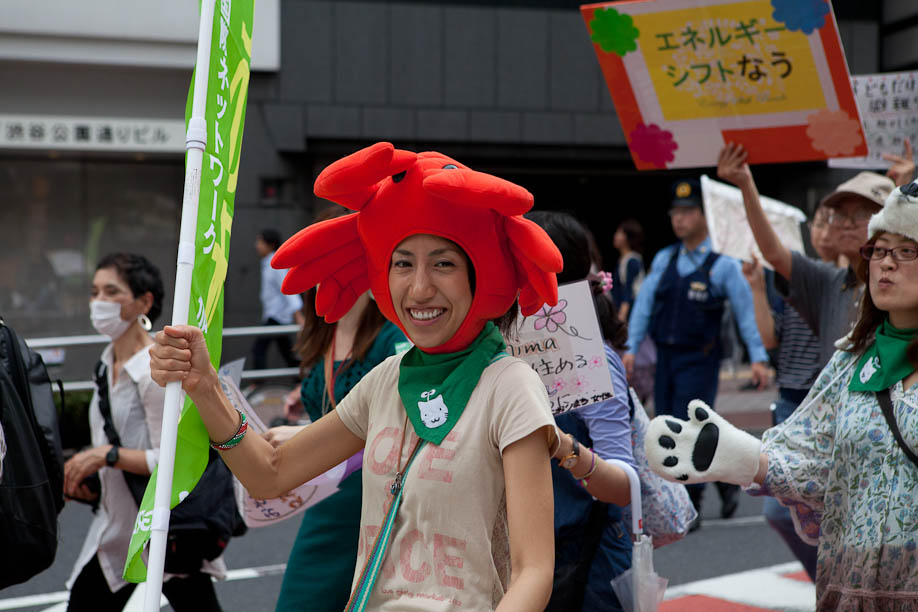 Anti Nuclear protest in Tokyo, Japan on June 11, 2011. 6月11日2011年に東京で原発反対デモ。
