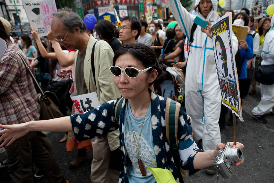 Anti Nuclear protest in Tokyo, Japan on June 11, 2011. 6月11日2011年に東京で原発反対デモ。