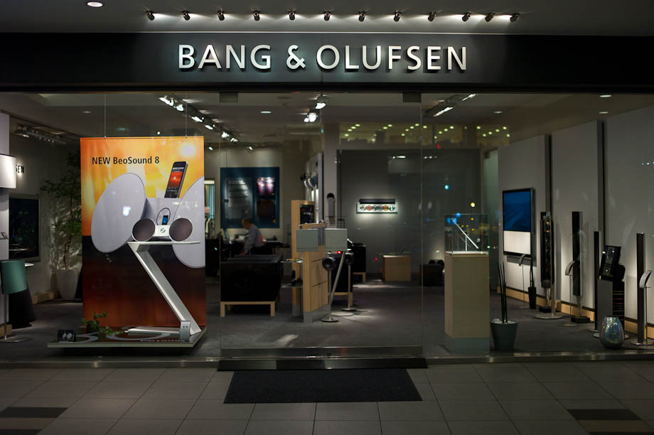 Bang & Olufsen Tokyo