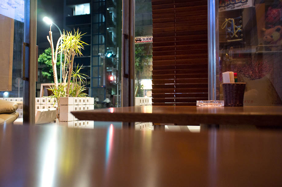 Bullet Cafe in Nakameguro