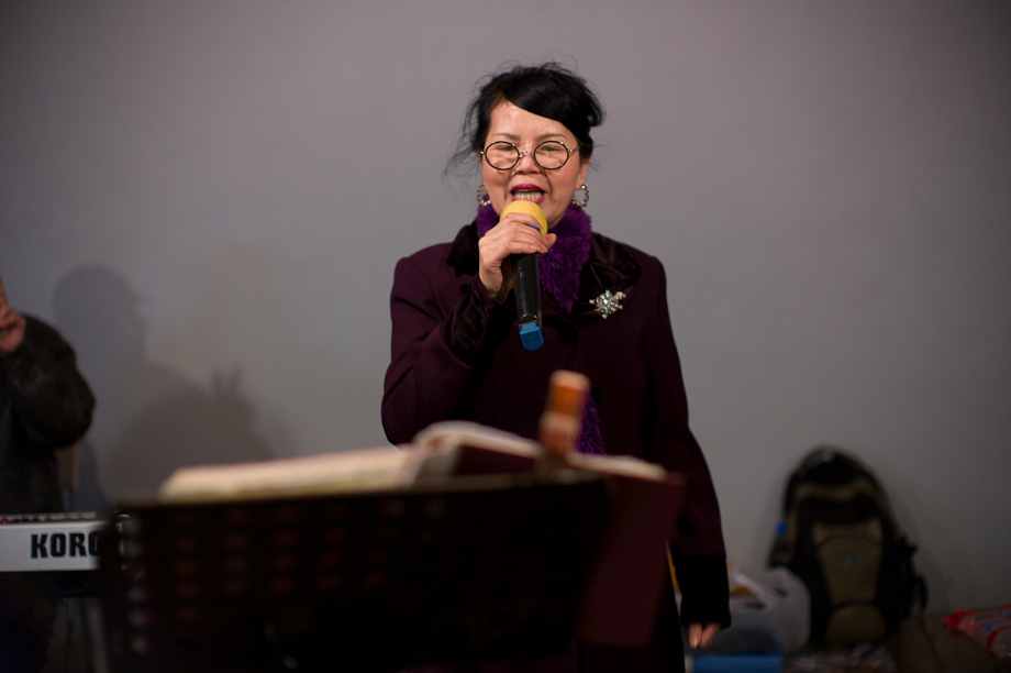 Singer in Mong Kong Hong Kong