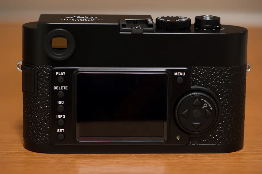 Black Leica M9-P