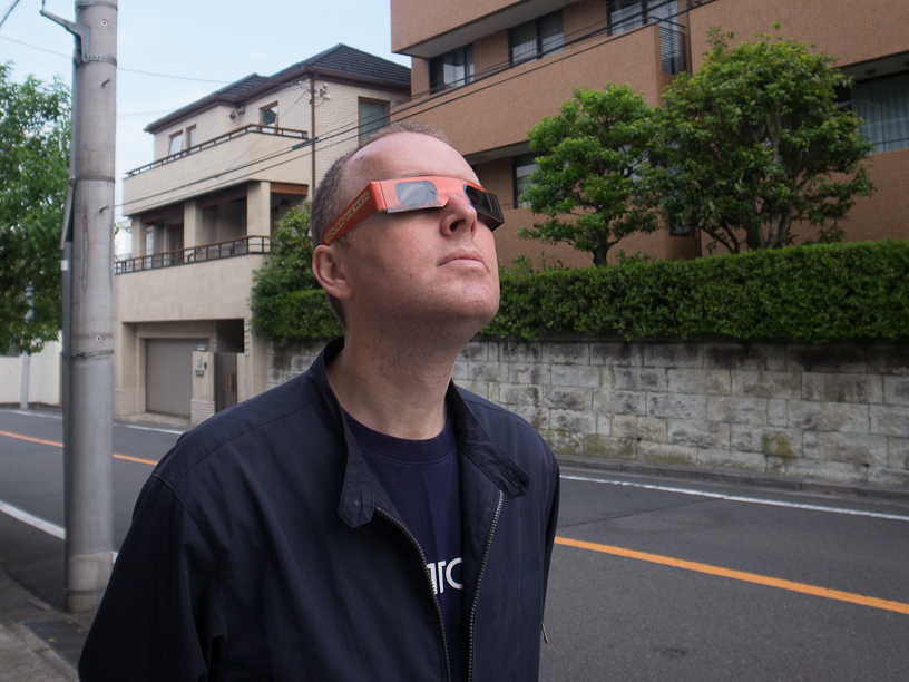 Watching the solar eclipse