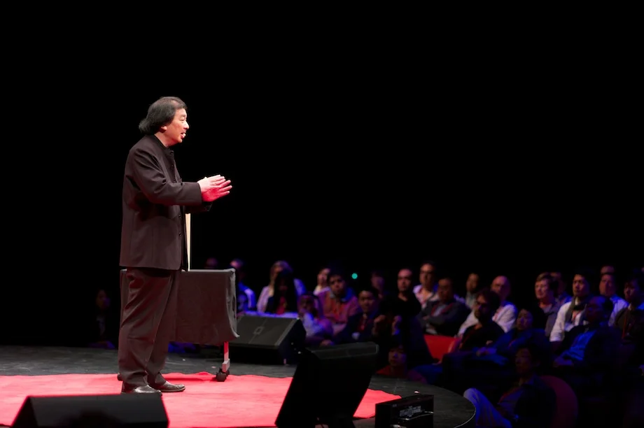 Shigeru Ban speaking at TEDxTokyo 2013