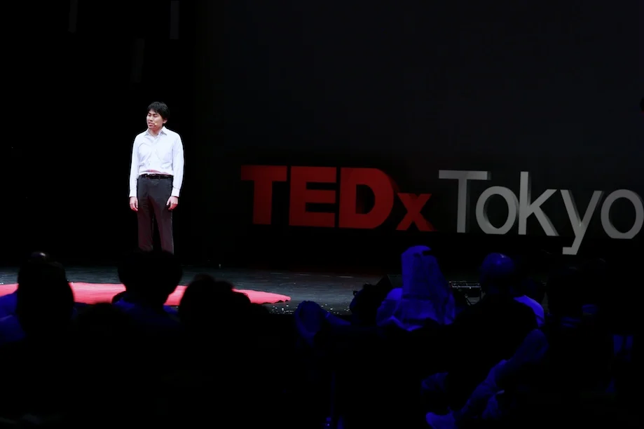 Hideto Kazawa speaking at TEDxTokyo 2013