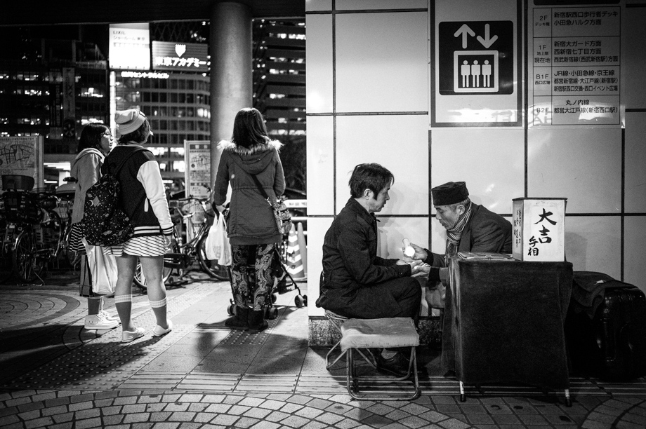Fortune Teller in Shinjuku