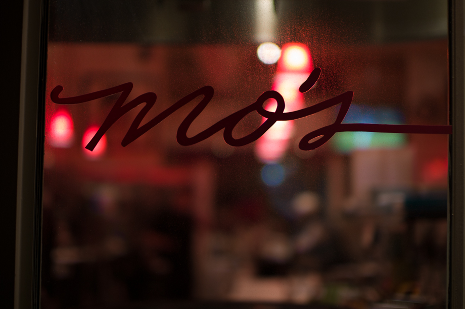 Mo's in North Beach
