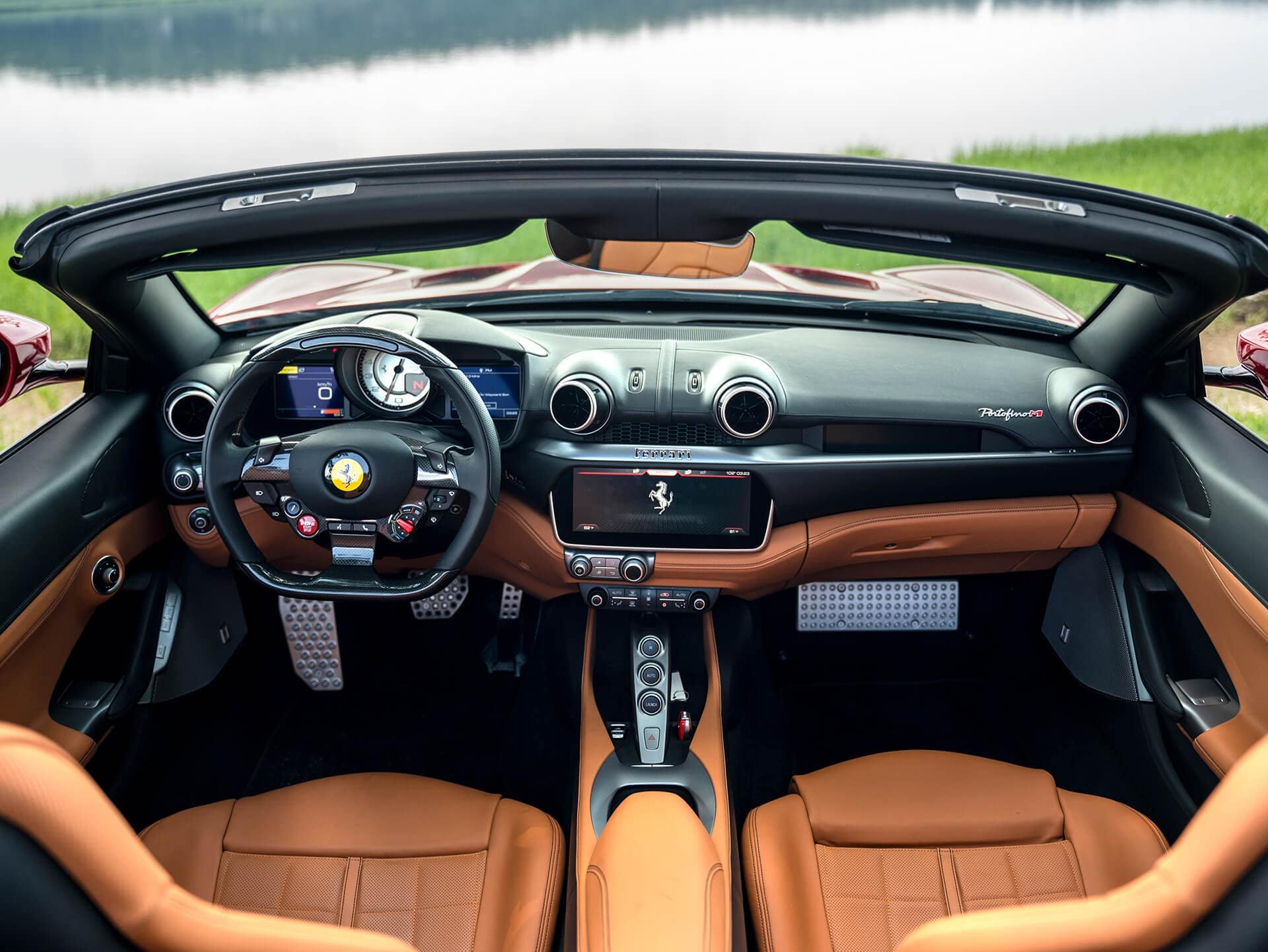 Ferrari Portofino Interior.jpg