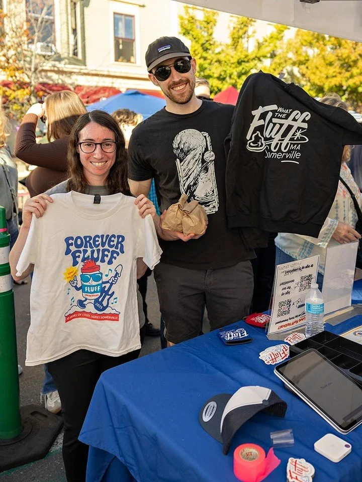 Less than a week left to pre-order your very own &quot;Forever Fluff&quot; t-shirt 🚨🚨🚨

Want to re-live last month's Fluff Fest? Struggling to find a good gift for someone sweet in your life? For a limited time only, USMS is accepting pre-orders f