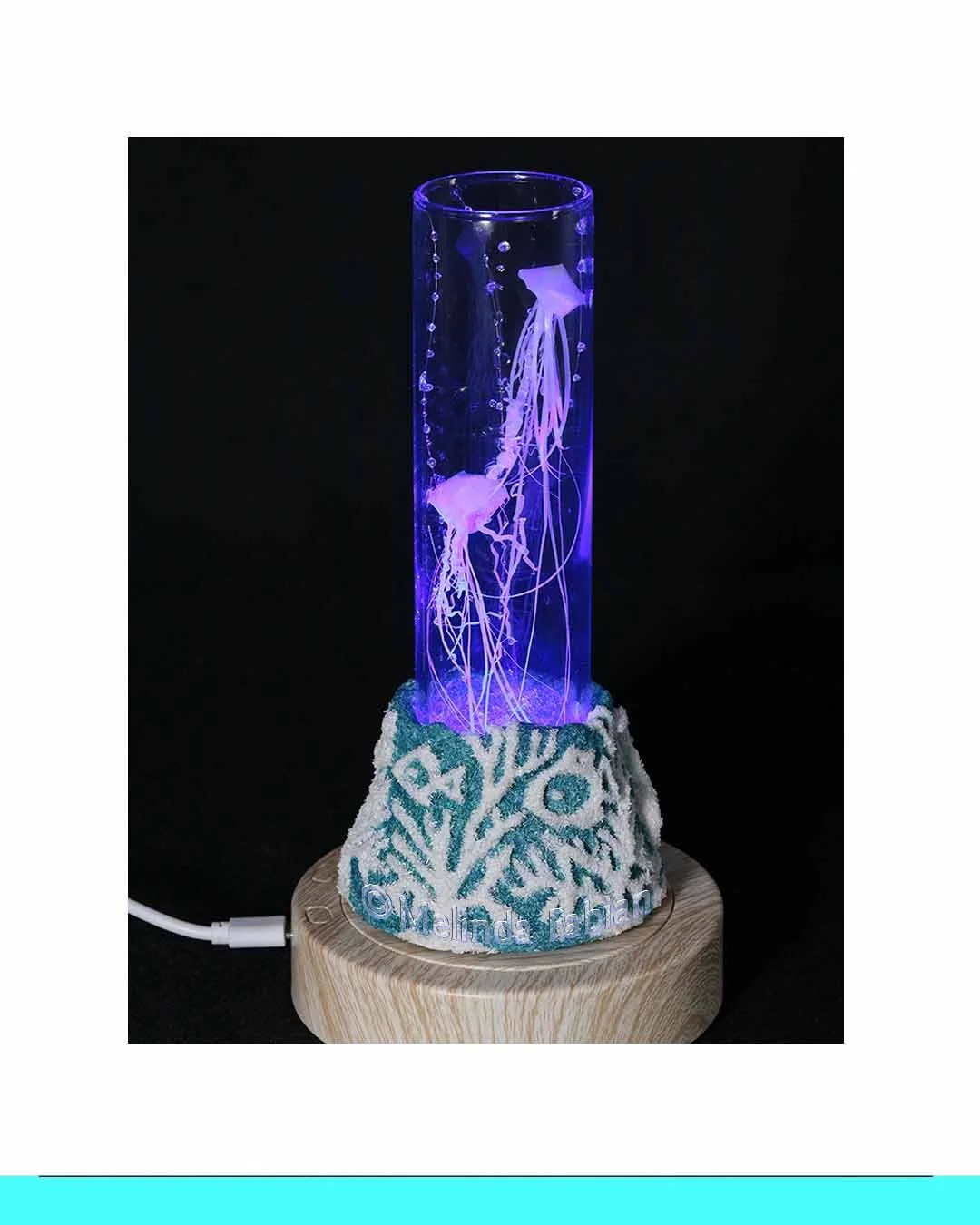 Paper_Sculpture_Jelly_Fish_Melinda_Fabian_1aBbCcDdEeFfGg.jpg