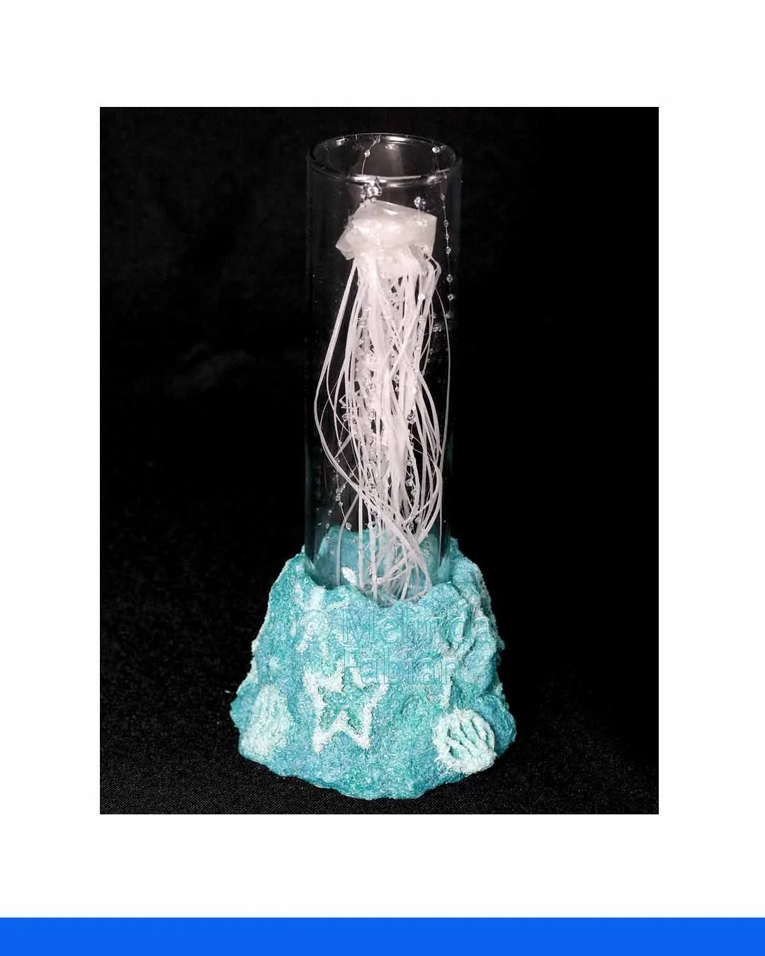 Jelly_Fish_Paper_Sculpture__Melinda_Fabian_1a.jpg
