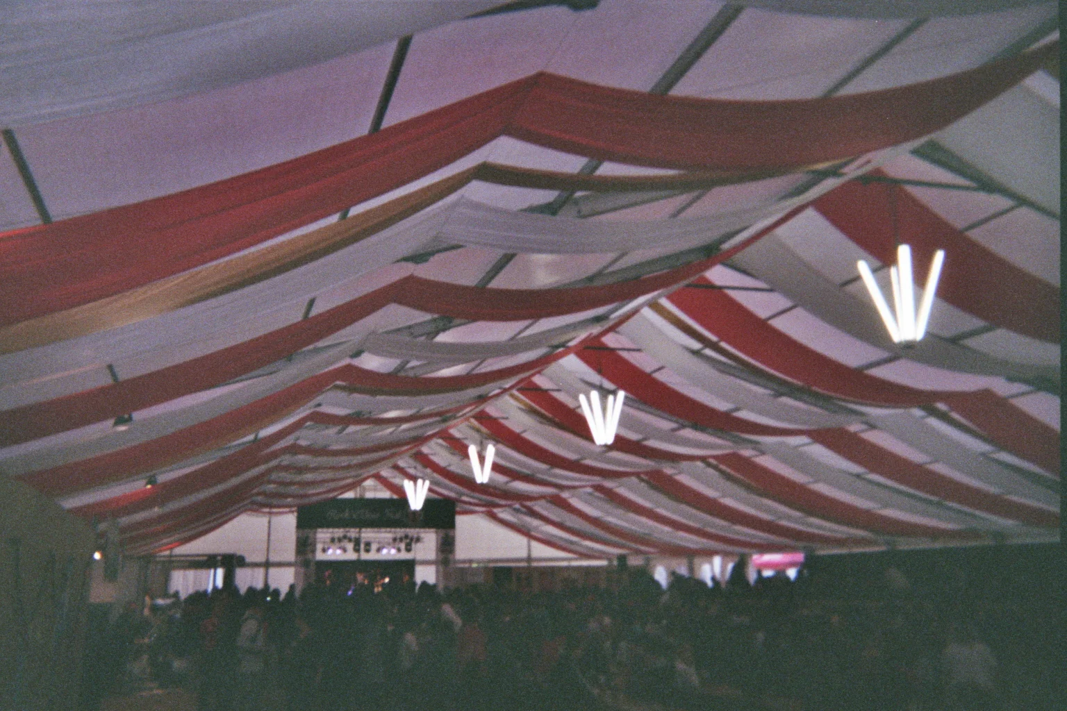 Image002_33A.jpg