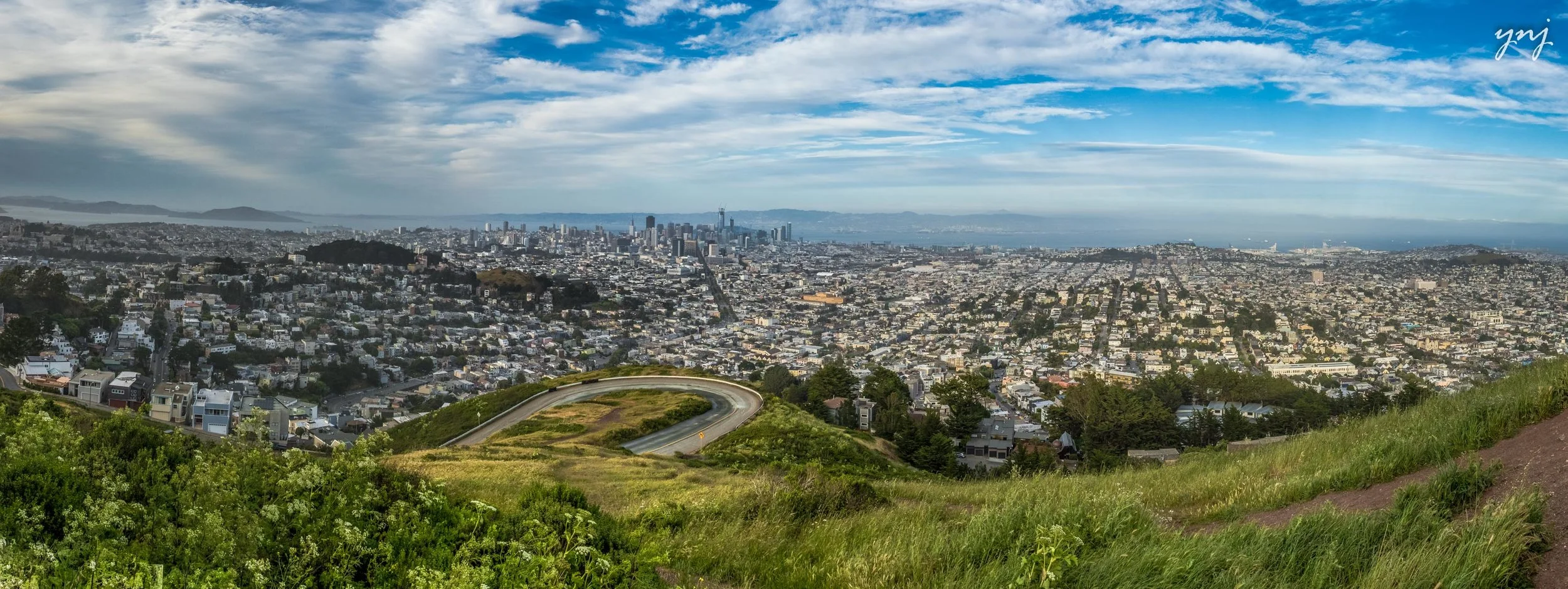 YJ1_1749_pano_ltr_flr.jpg