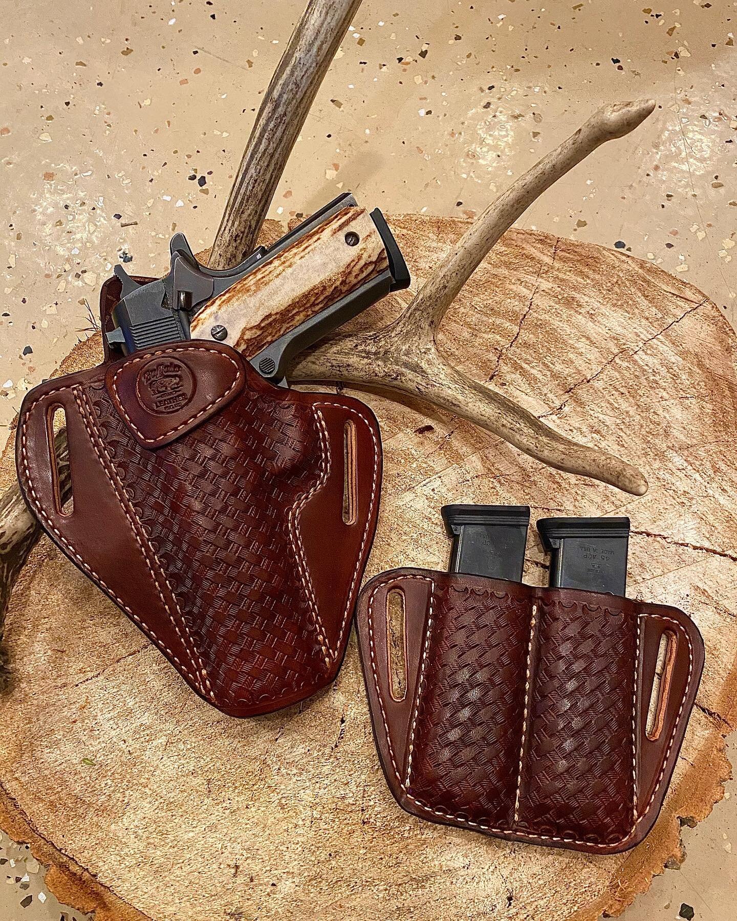 Handmade Leather Angled Gun Holster & 2 mag pouches 1911 Custom Carving 