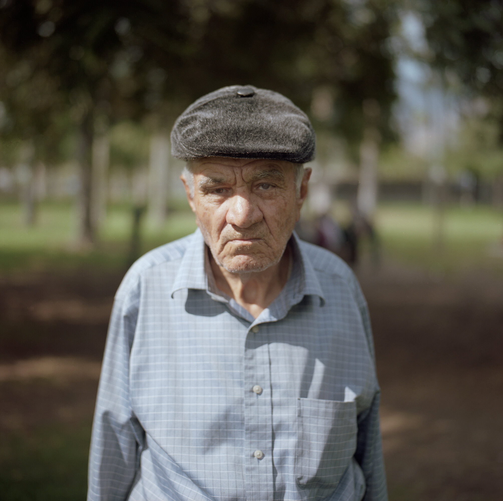  Azadour, an Iranian-Armenian immigrant, regularly visits Fremont Park in Glendale, California. The ethnic Armenian population of Glendale is only a few generations old, with the majority of the older individuals being the first-generation that immig