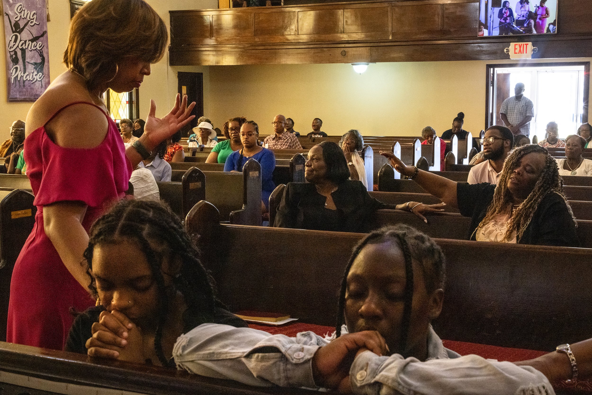  LaSandy Graham, at left, and Alexus Nunley, at right, along with parishioners pray during service at Mt. Vernon United Methodist Church, Sunday, Sept. 10, 2023, in Houston. founded in the 1860s, the church hosts parishioners from across Houston’s Gr