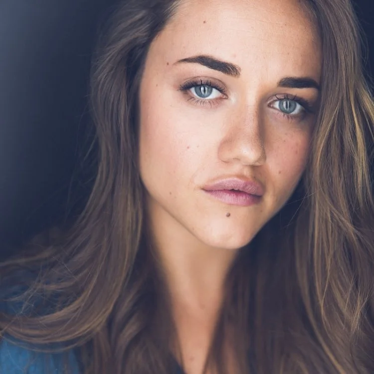 CHLOE - Alice Kremelberg