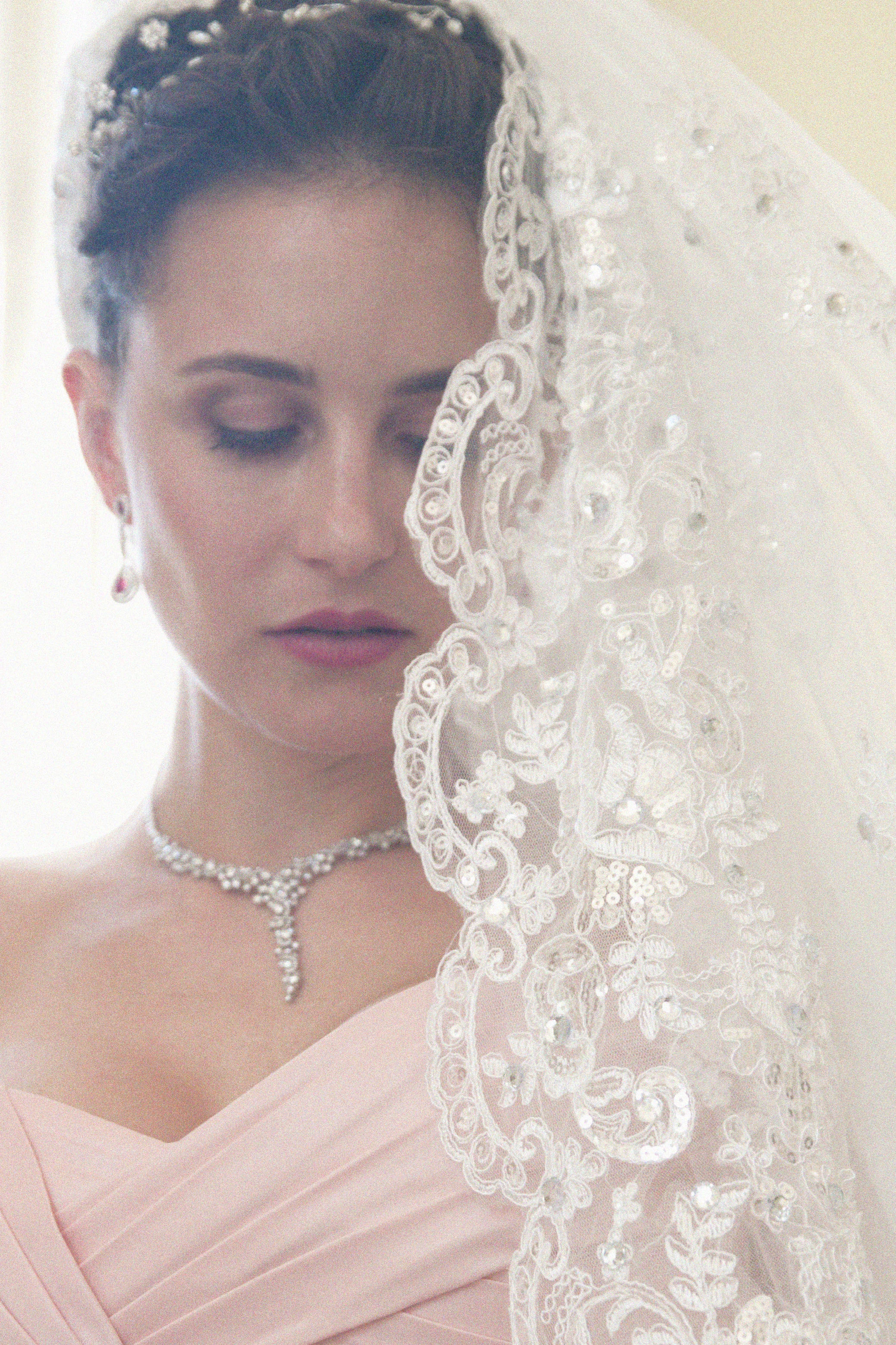 Sarah-Bridal-3-crop-vintage.jpg