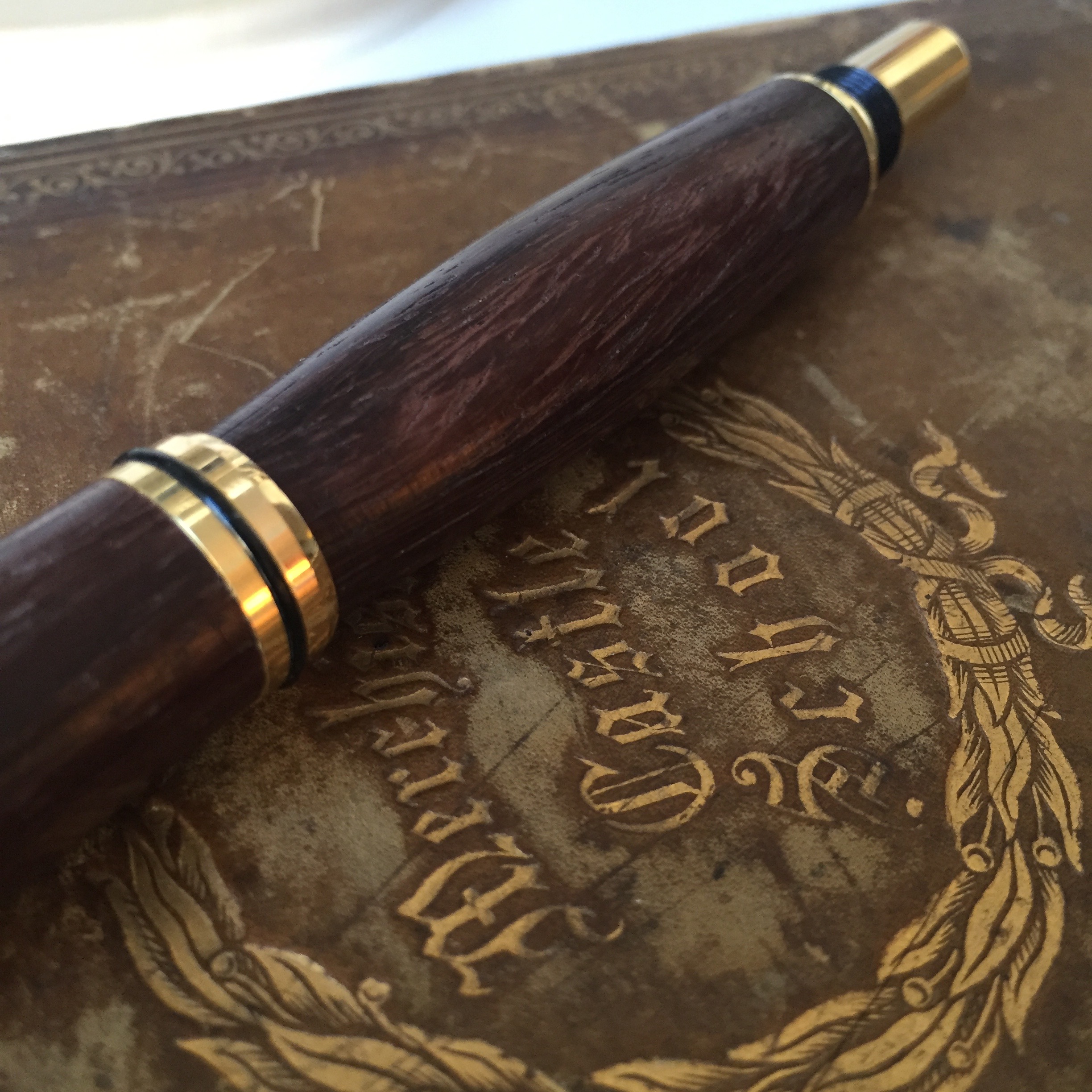DIYpen-barrelonleather.jpg