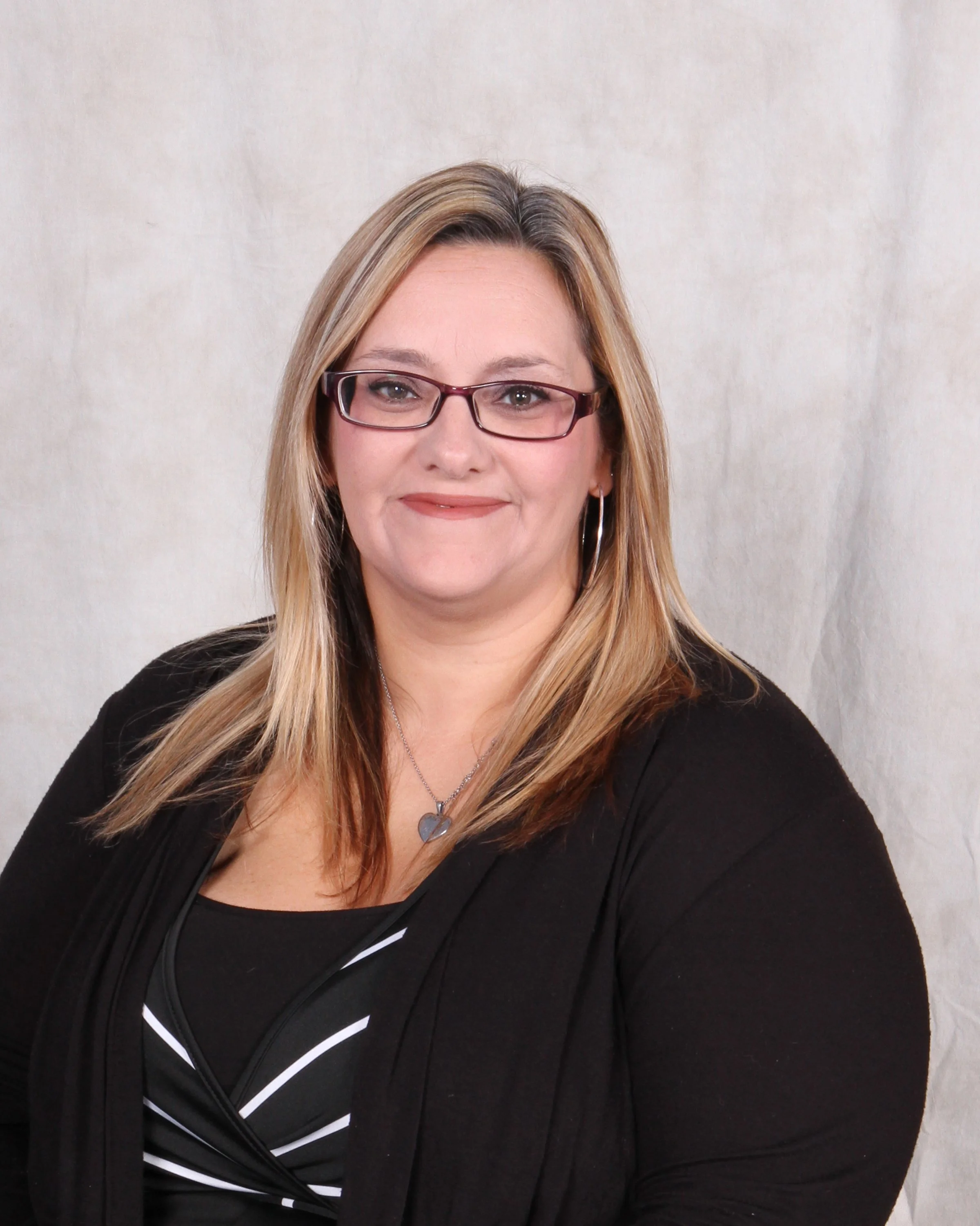 04 Tana MMO teacher.JPG