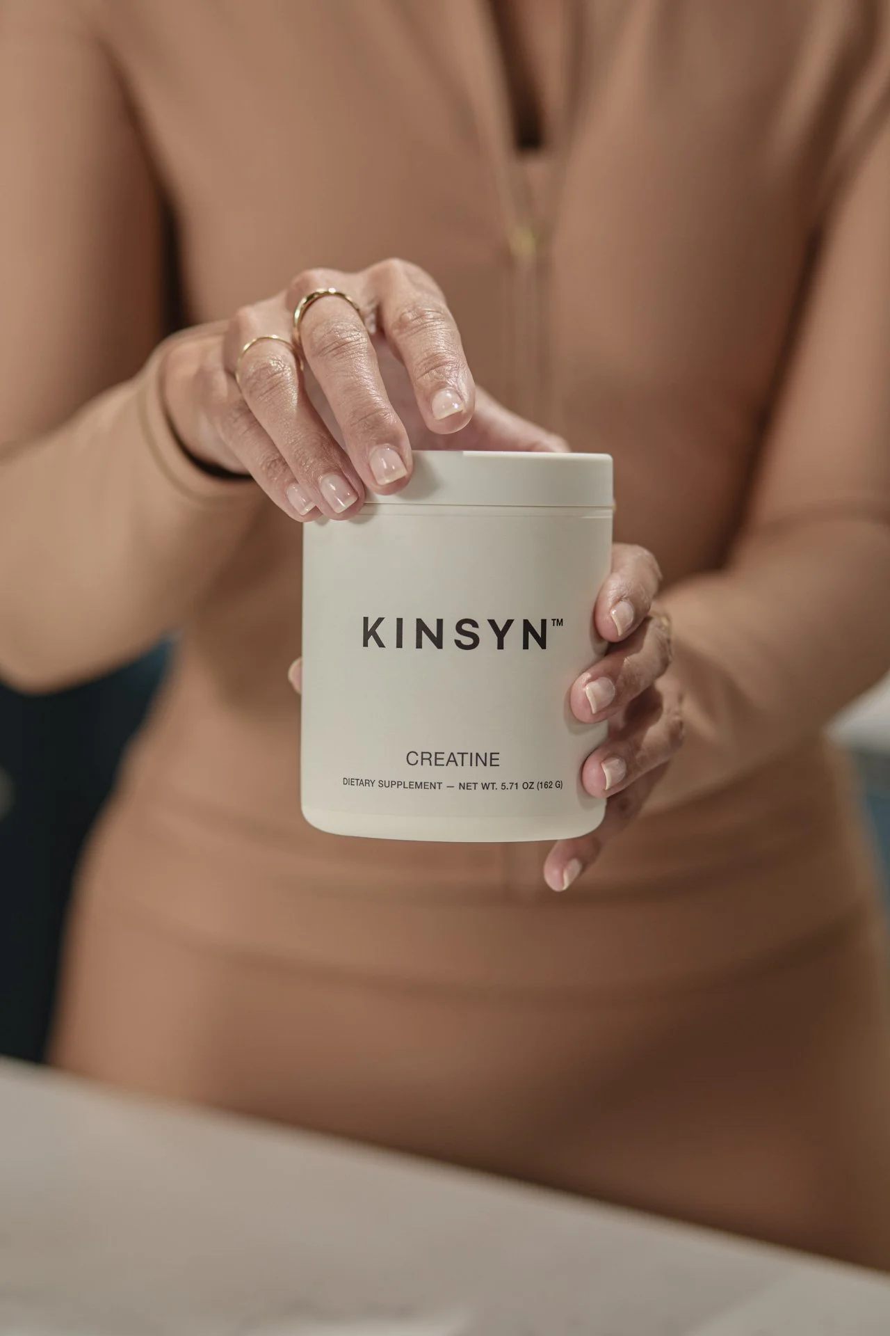 KINSYN_SUMPLEMENTAL_DAY2_LIFESTYLE_JAILYN_CREATINE_2512170132.jpg