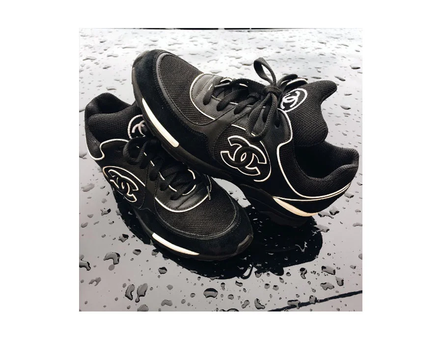 Athluxuryleisure. CC logo trainers.