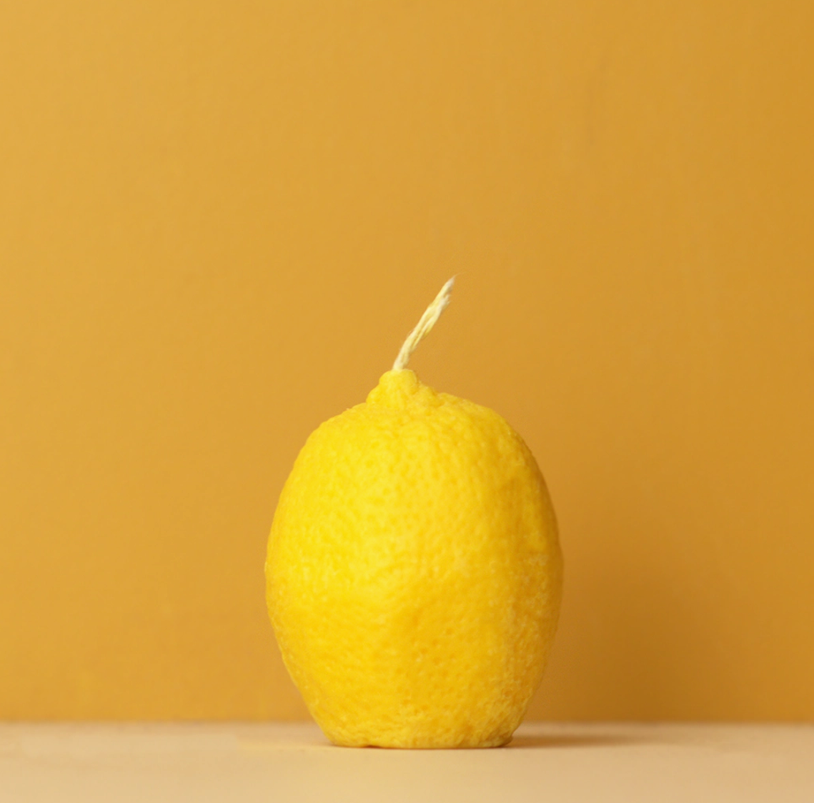 Women's Work Two Lemons - A Relish & Candle Gift Set (115g)