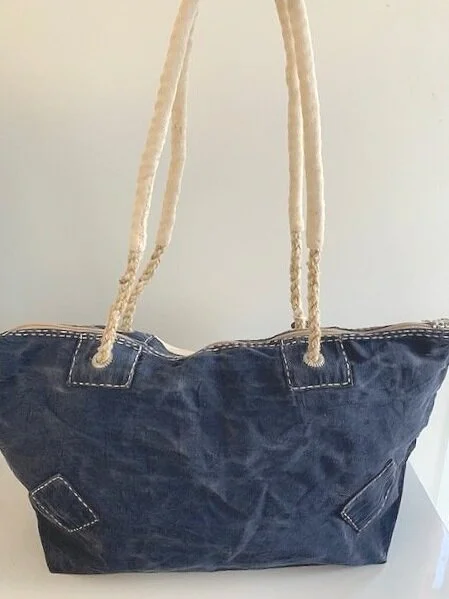 Ali Lamu Midnight Blue Natural Heart Weekender Bag