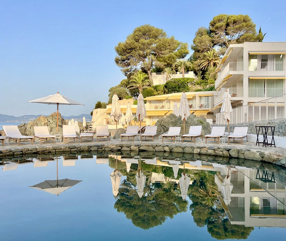 Les Roches Rouges hotel Saint‑Raphaël French Riviera