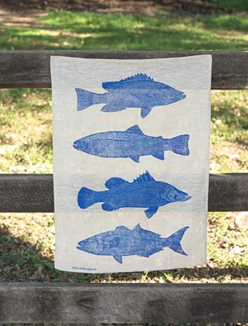 Aqua door Design Highlighter Pink Fish Linen Tea Towel