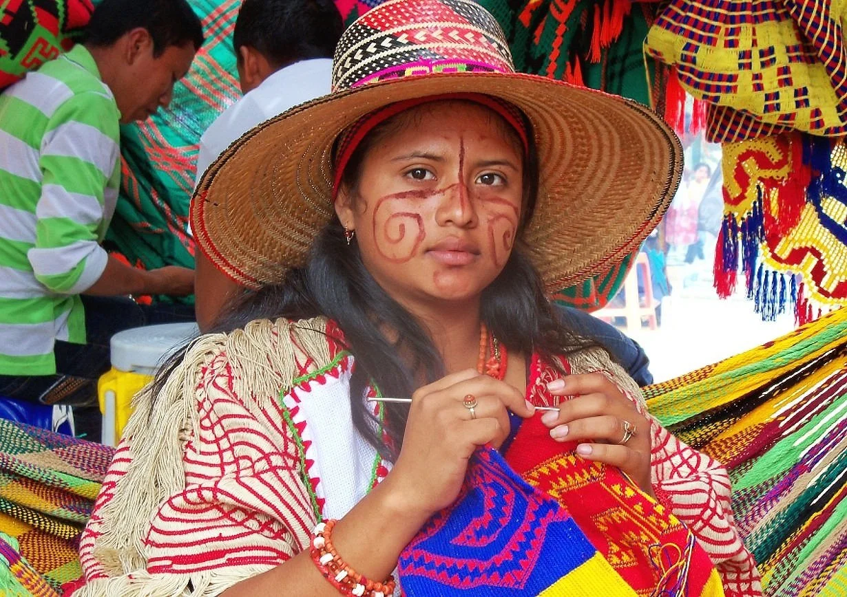 Wayuu Traditional Rainbow Mochila Bag — ESPLORA