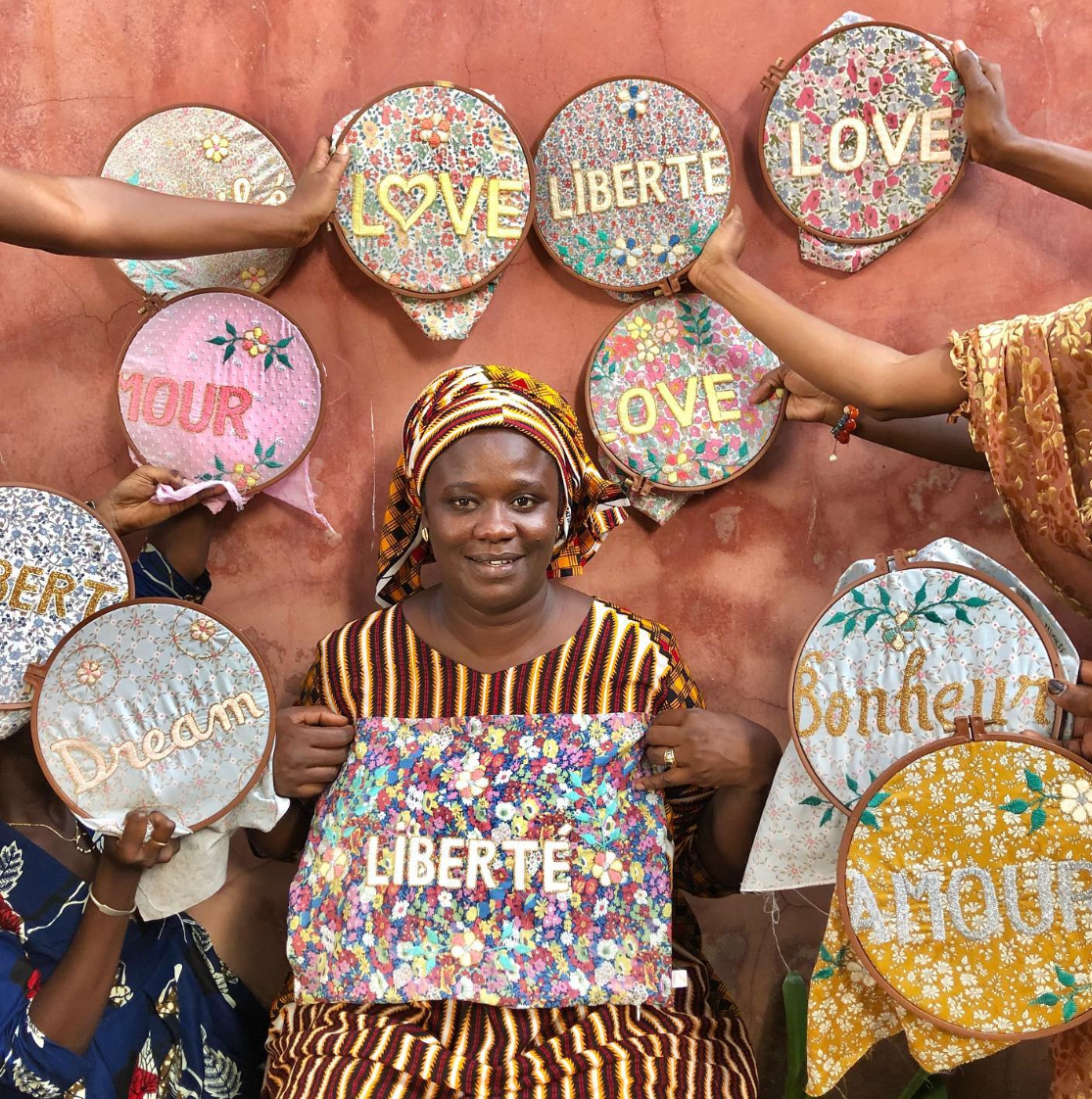 CSAO Embroidered Clutch Pink LOVE Large