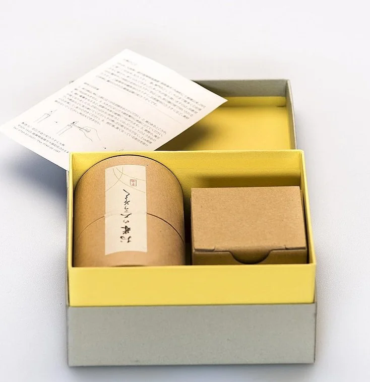 Daiyo Rice Wax Candle Gift Box with 1 Candle Stand-Black