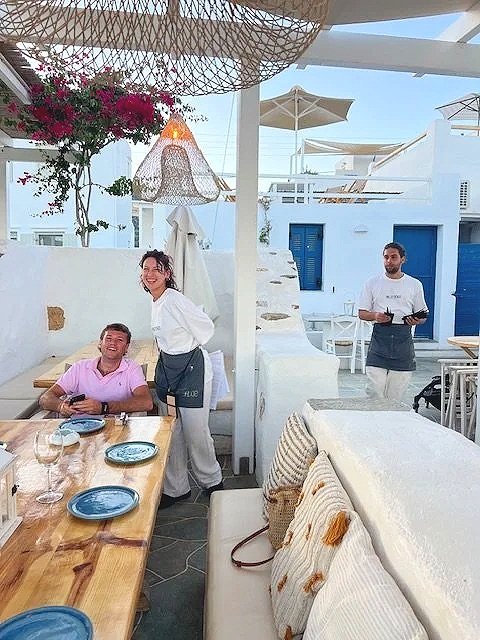 Sifnos restaurants serving fresh seafood and Cycladic cuisine