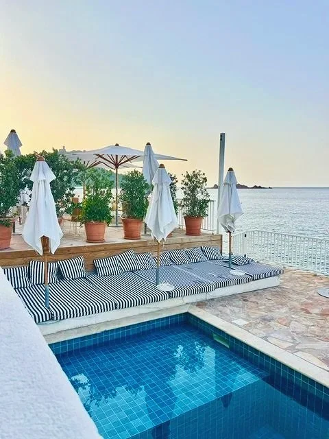 Les Roches Rouges hotel Saint‑Raphaël French Riviera