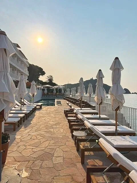 Les Roches Rouges hotel Saint‑Raphaël French Riviera