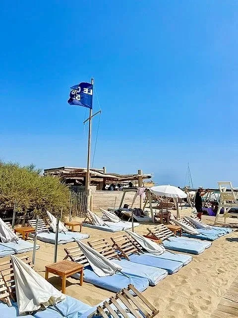 Club 55 striped linens boutique Saint‑Tropez