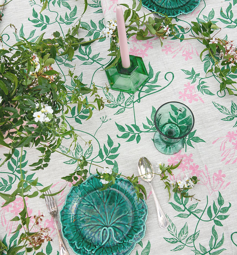 Aqua door Design Green + Pink Jasmine Linen Tea Towel