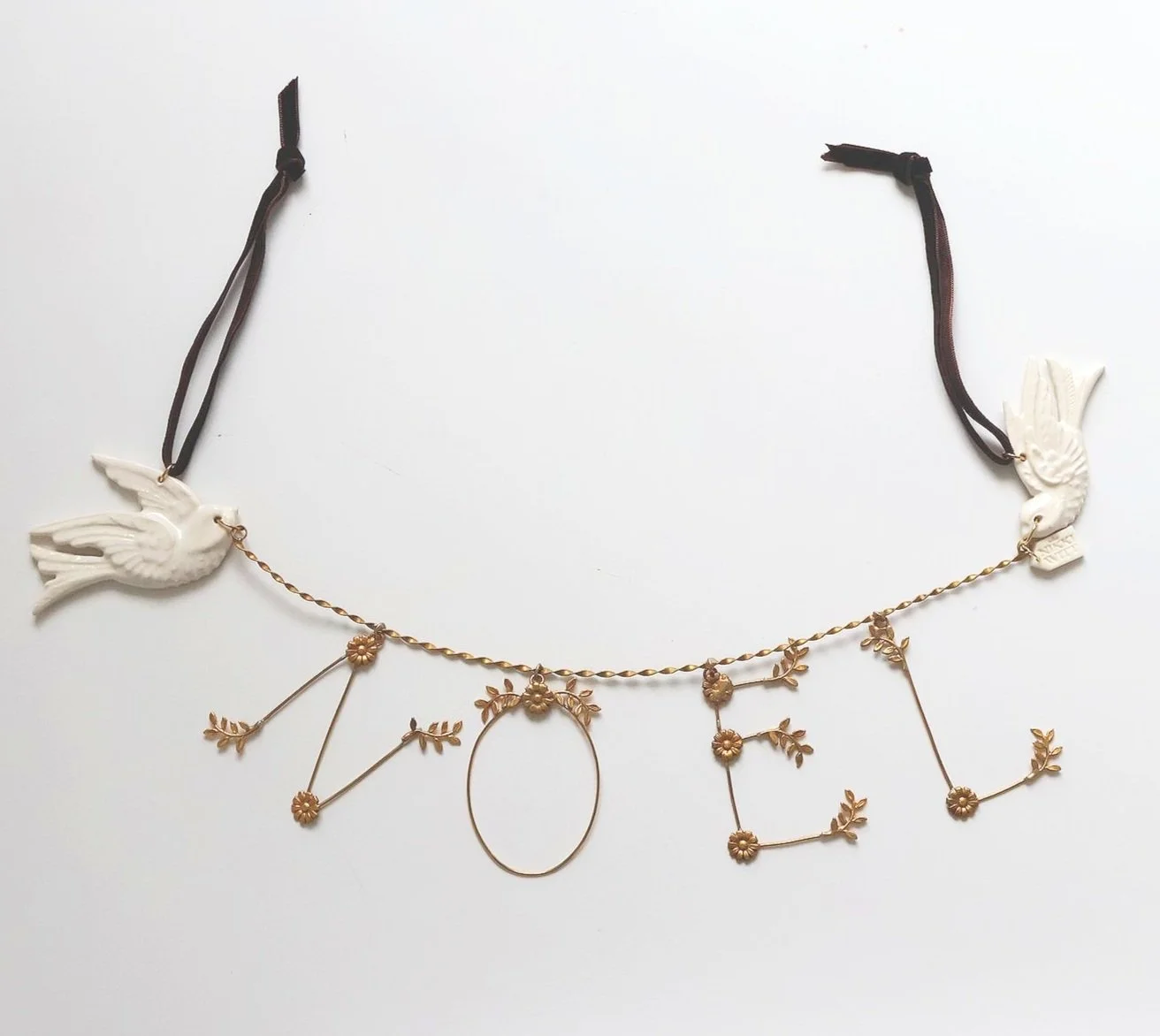 Nikki Witt Xmas Brass & Ceramic NOEL Decoration