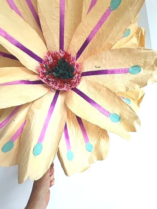 Saa XLarge Coral Paper Flower Butter