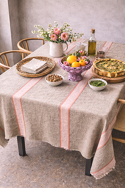 Charvet Éditions Canyon Tablecloth- Avocado 150x250cm