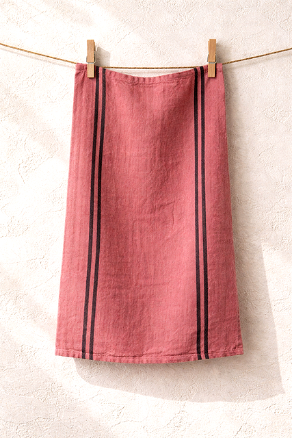 Charvet Éditions Country Tea Towel- Camelia