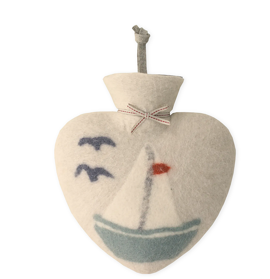 WärmeWunder Heart Hot Water Bottle- Sail Boat Bone