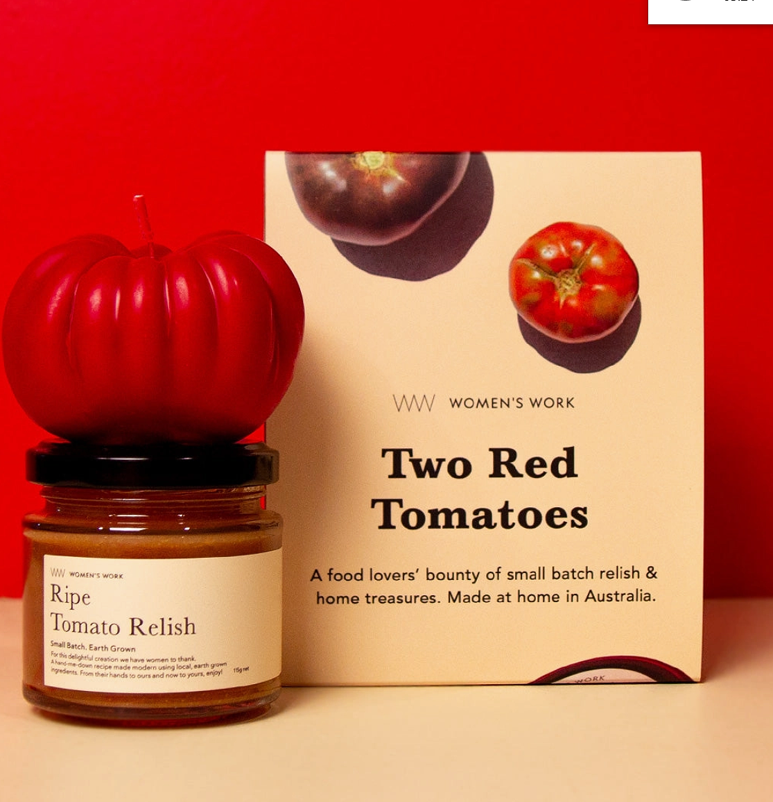 Women's Work Two Red Tomatoes - A Relish & Candle Gift Set (115g)