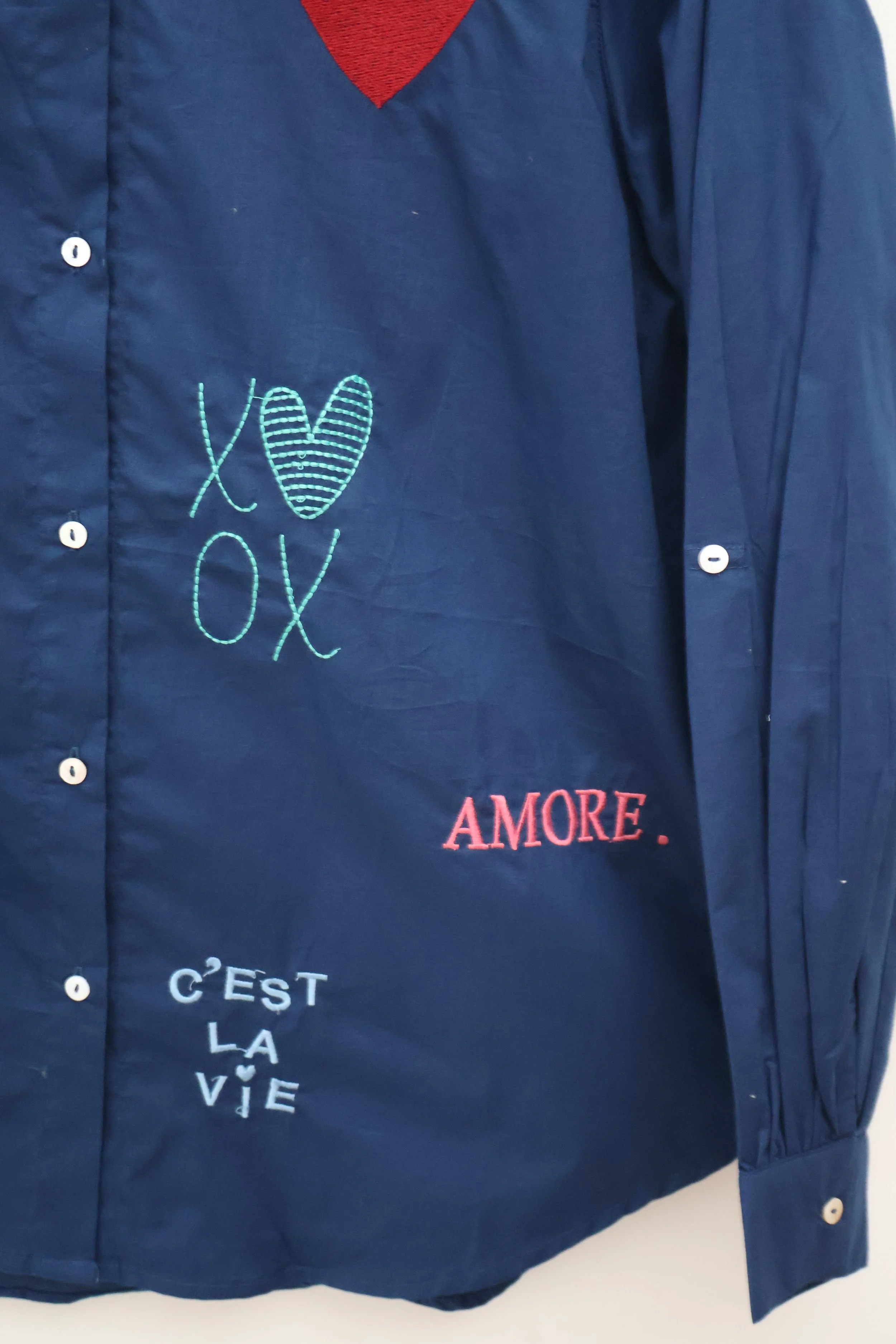 Island Threads Je T'aime Shirt. Medium/Large