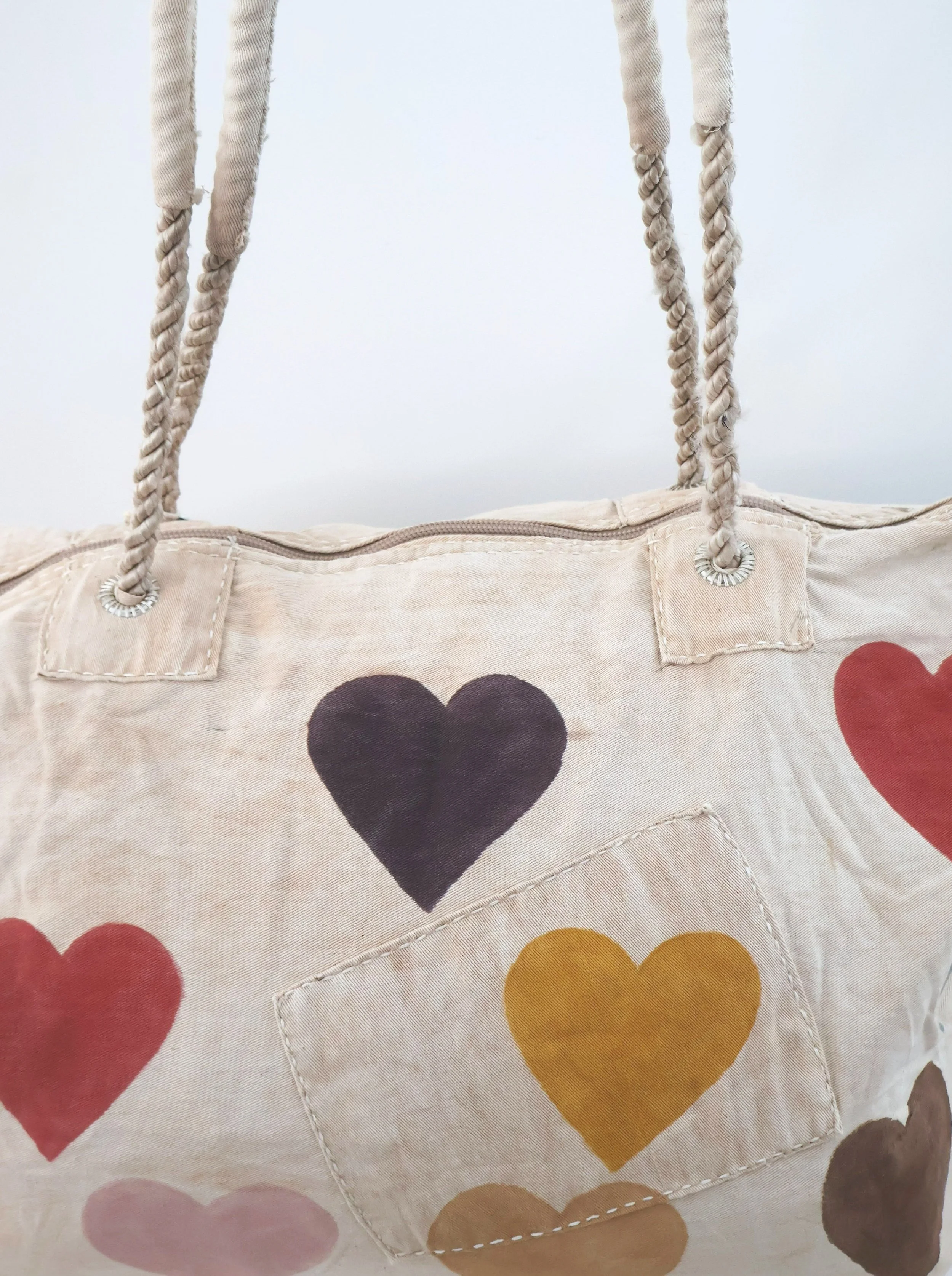 Ali Lamu X Esplora RAINBOW HEARTS  Weekender -DoubleSided