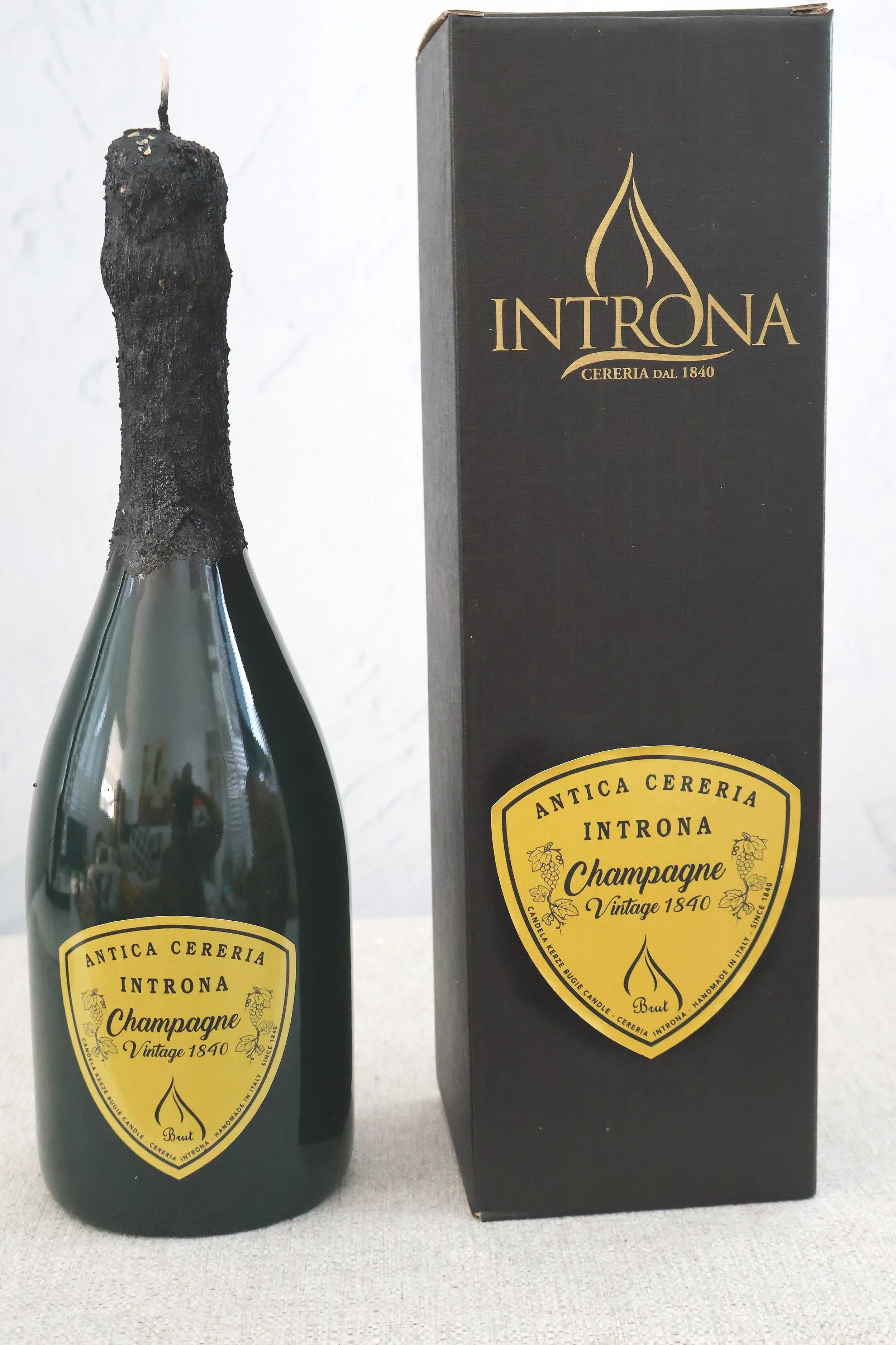 Cereria Introna Magnum Champagne Boxed Wax Candle