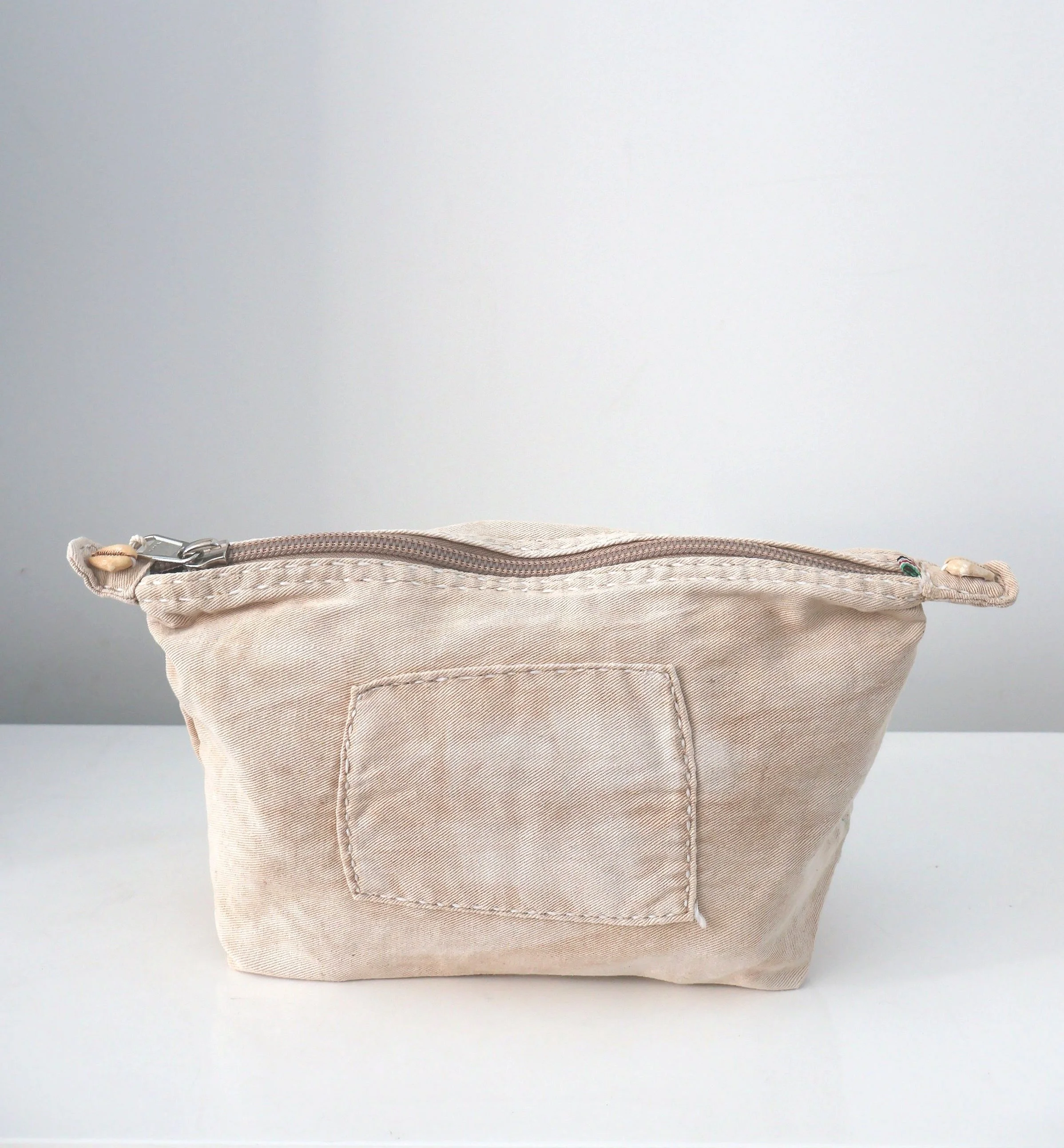 Ali Lamu Large Natural Rainbow Smile Clutch