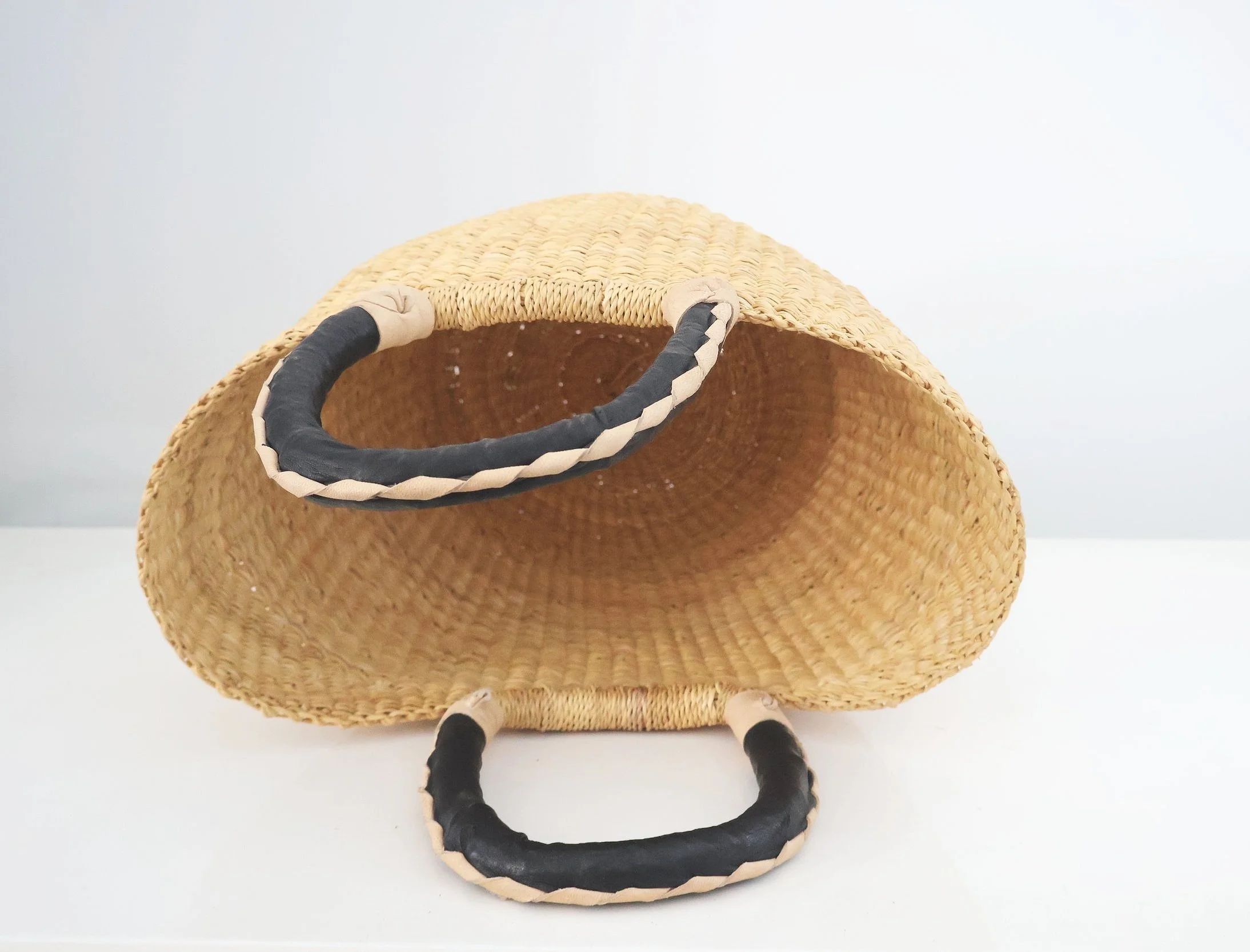 Bolgatanga Handwoven UShopper Basket- Small
